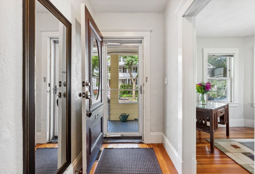 18 High St, Cambridge MA  02138-4503 exterior