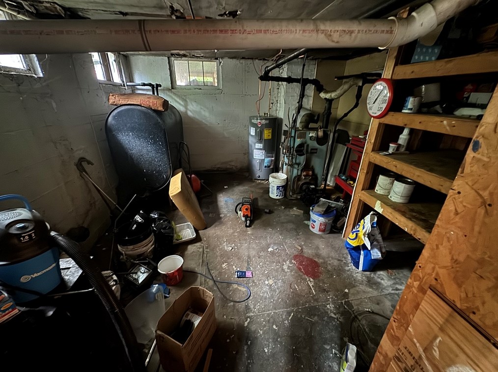 29 Pln St, Millis MA 02054-1533 exterior