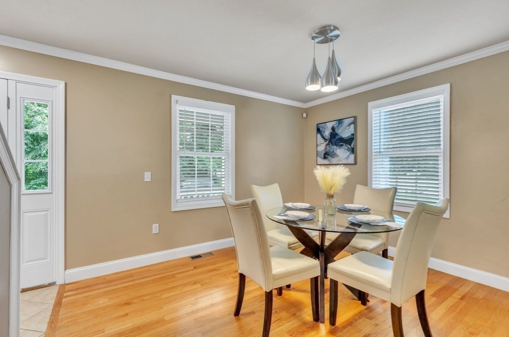 58 Brentwood St, Springfield MA 01108-3306 exterior