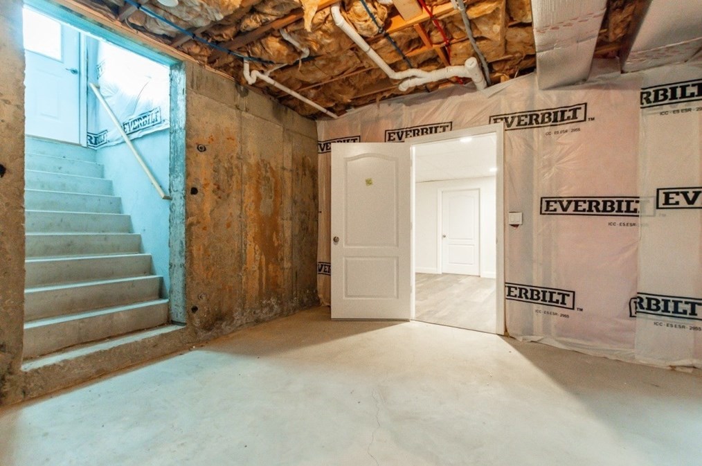 49 St, Upton MA 01568 exterior