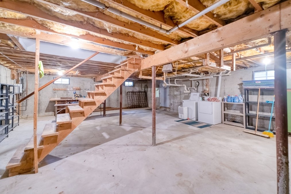 10 Little Acorn Ln, Sandwich MA 02644-1304 exterior