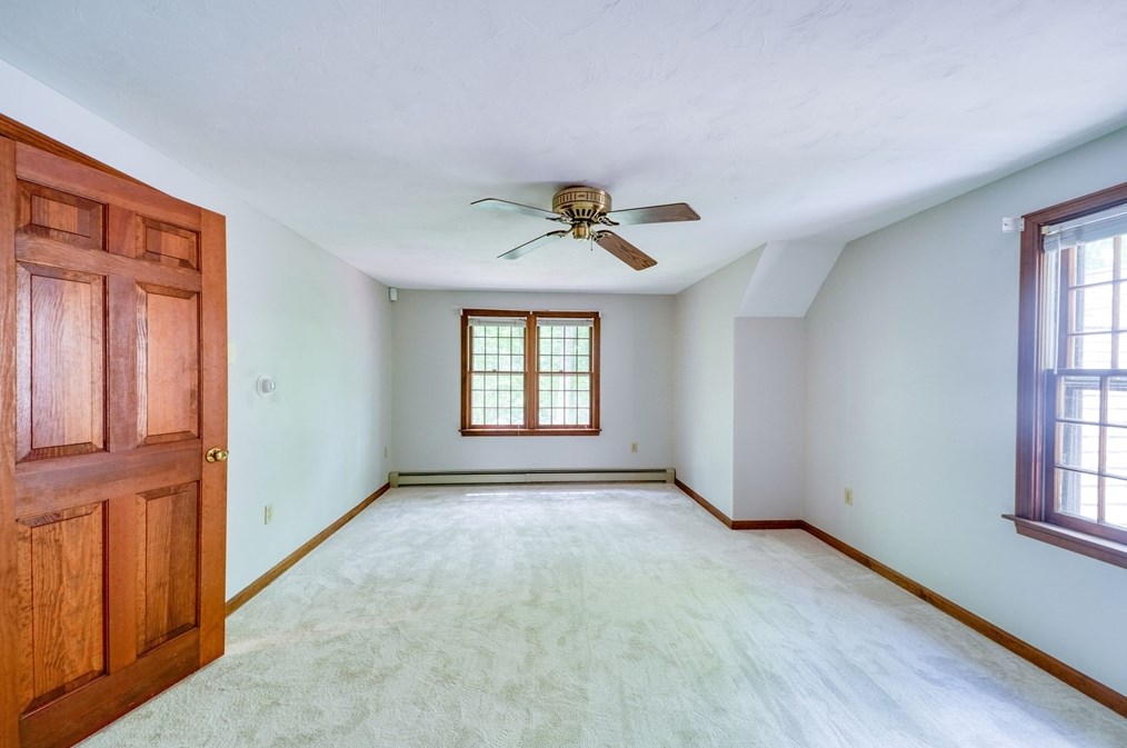 10 Little Acorn Ln, Sandwich MA 02644-1304 exterior