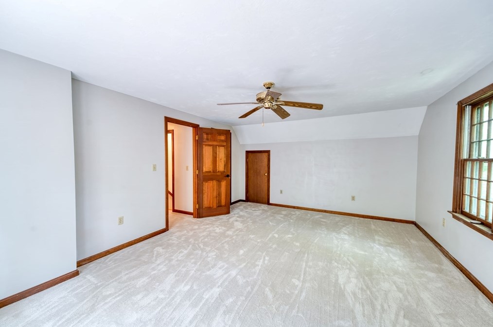 10 Little Acorn Ln, Sandwich MA 02644-1304 exterior