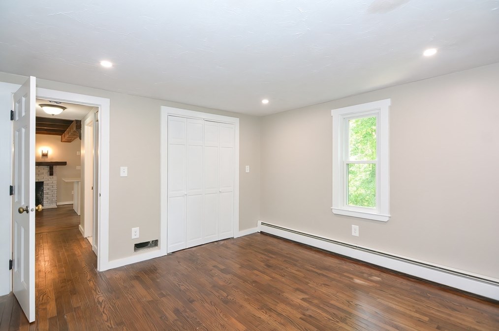 72 Fuller St, Canton MA 02021-1901 exterior