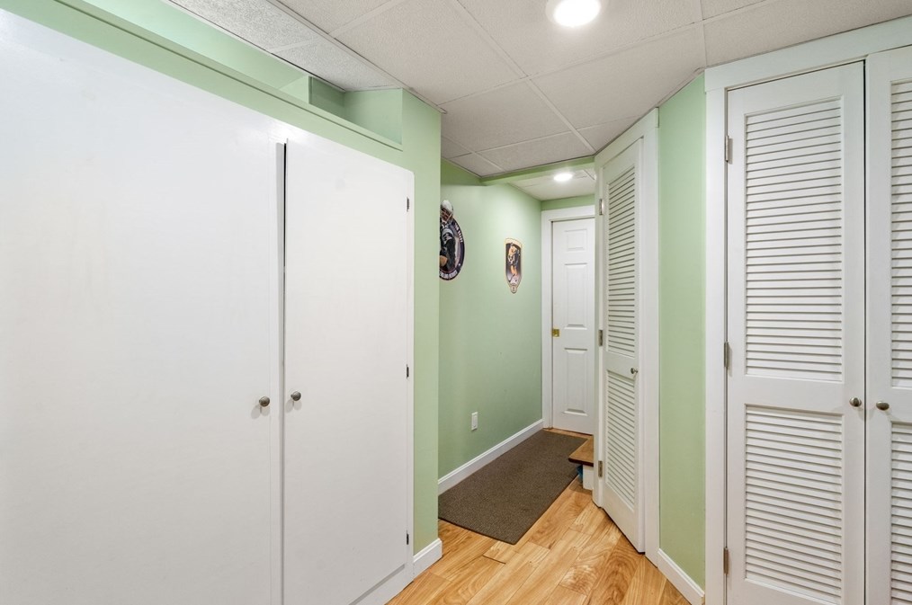 150 Edinboro St, Newton MA 02460-1302 exterior