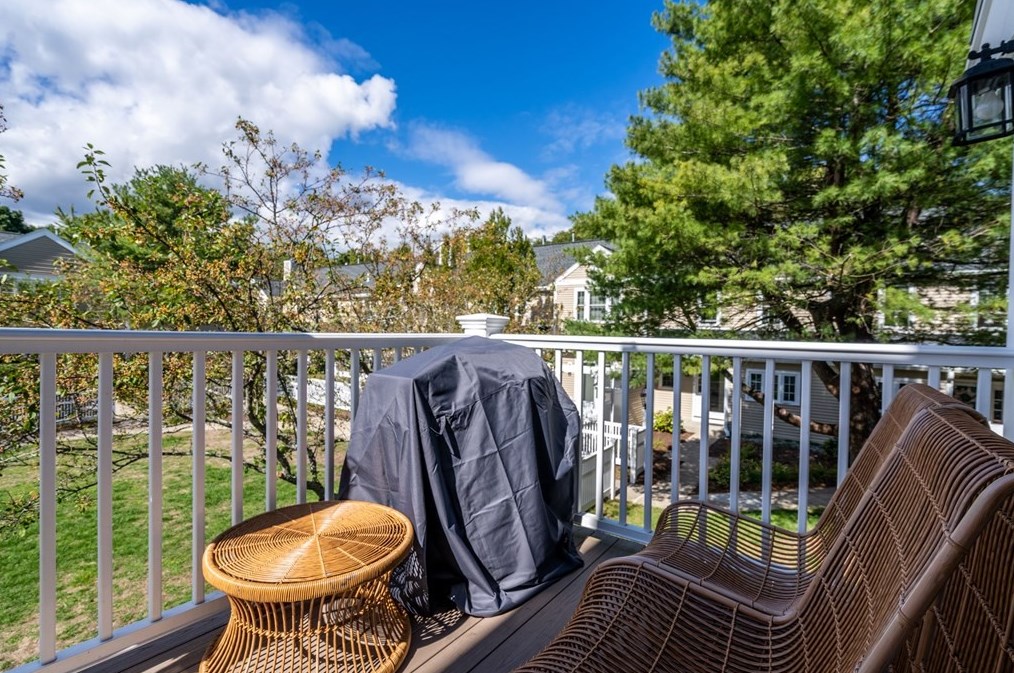 279 Allerton Commons Ln, Braintree MA 02184-8257 exterior