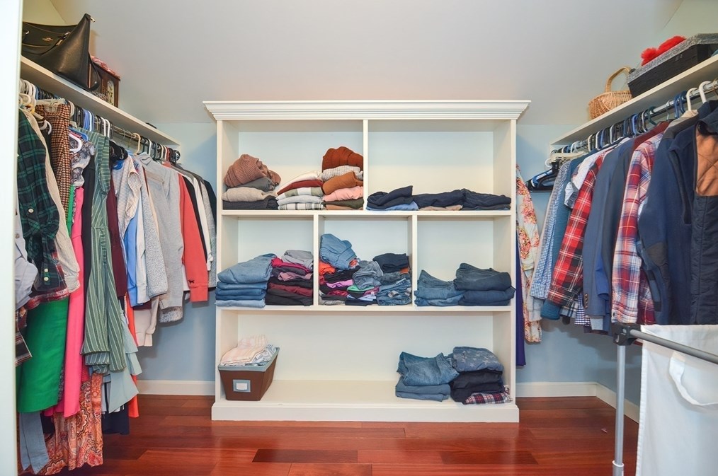 36 Dover Cir, Franklin MA 02038-4200 exterior