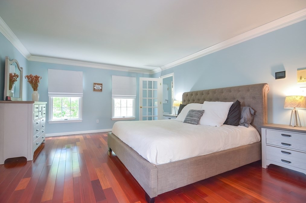 36 Dover Cir, Franklin MA 02038-4200 exterior