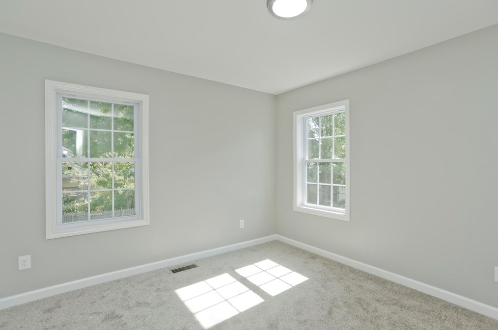 27 Brk St, Springfield MA  01109-2620 exterior