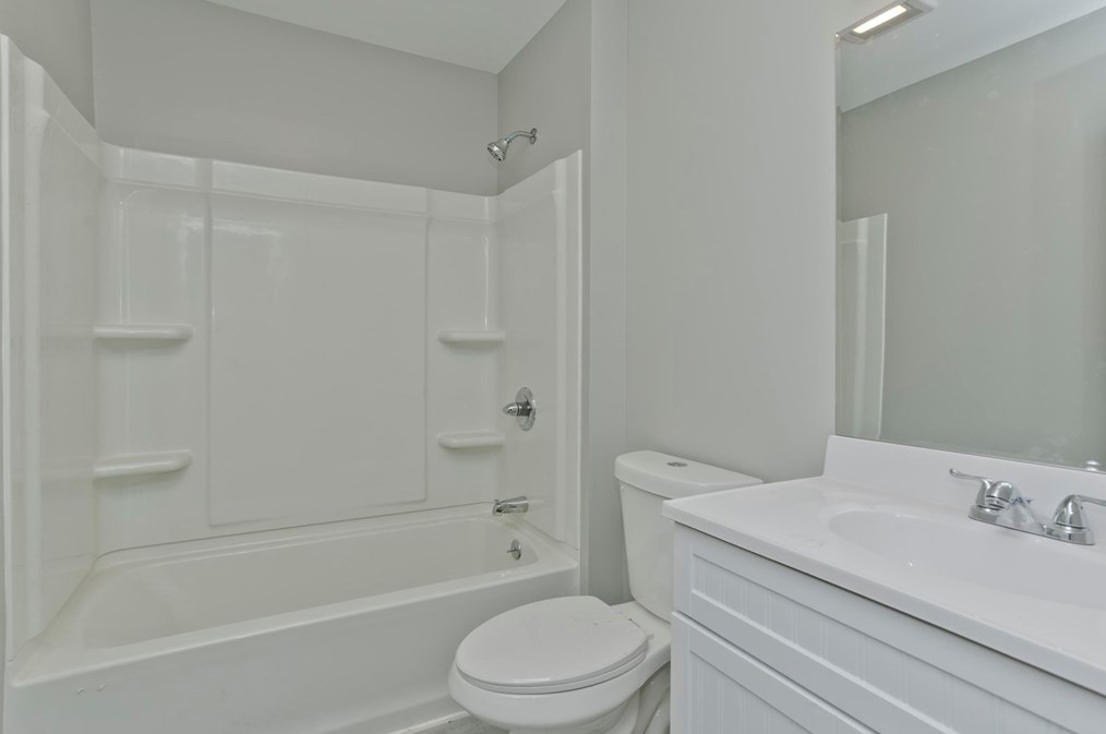 27 Brk St, Springfield MA  01109-2620 exterior