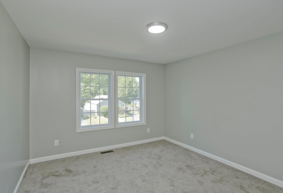 27 Brk St, Springfield MA  01109-2620 exterior