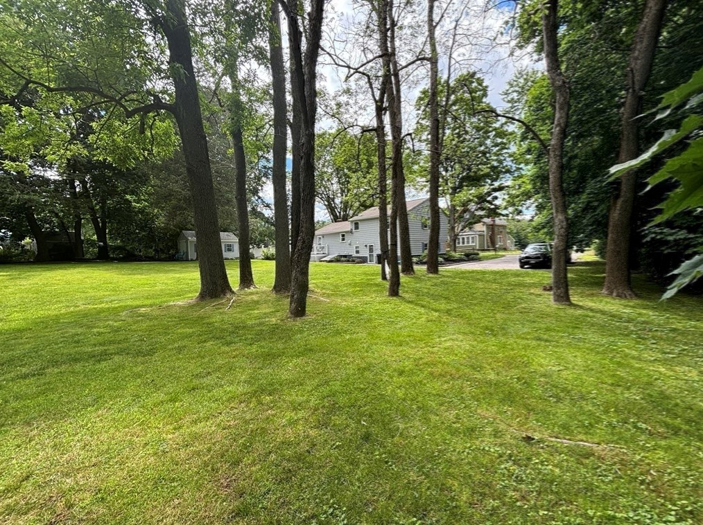 124 Belmont St, West Bridgewater MA 02379-1302 exterior