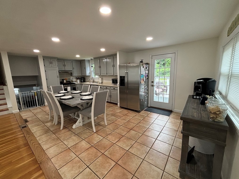 124 Belmont St, West Bridgewater MA 02379-1302 exterior