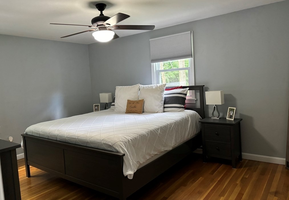 124 Belmont St, West Bridgewater MA 02379-1302 exterior