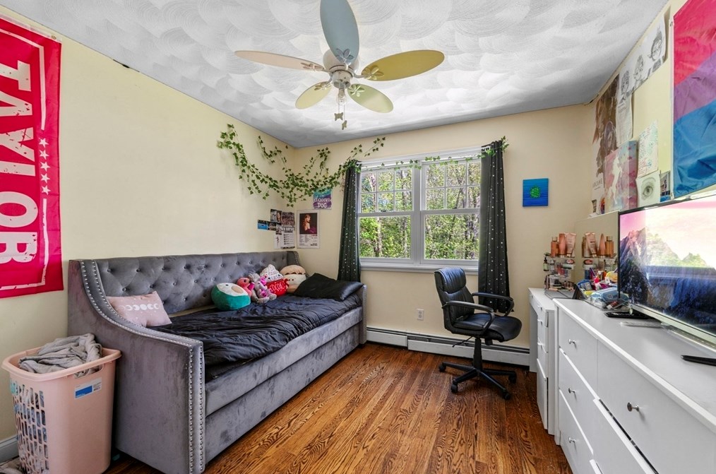 46 Lincoln Ave, Hamilton MA  01982-2018 exterior