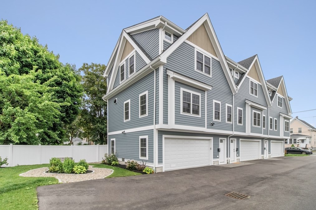 149 Quincy St #3, Quincy, MA 02169