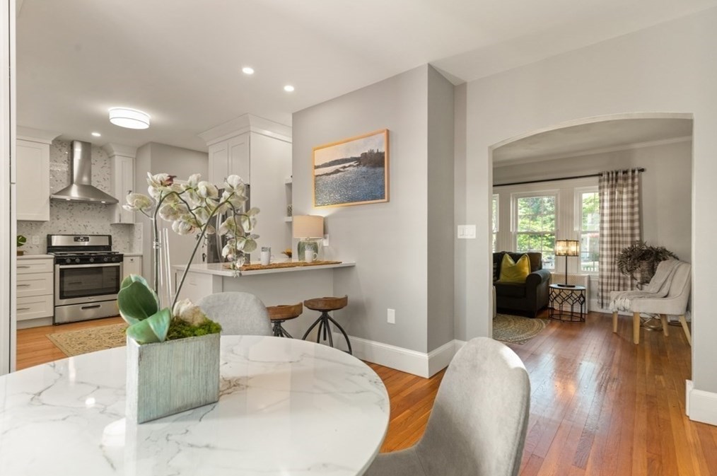 186 Lowell St, Reading MA 01867-2053 exterior