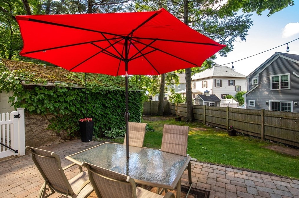 186 Lowell St, Reading MA 01867-2053 exterior