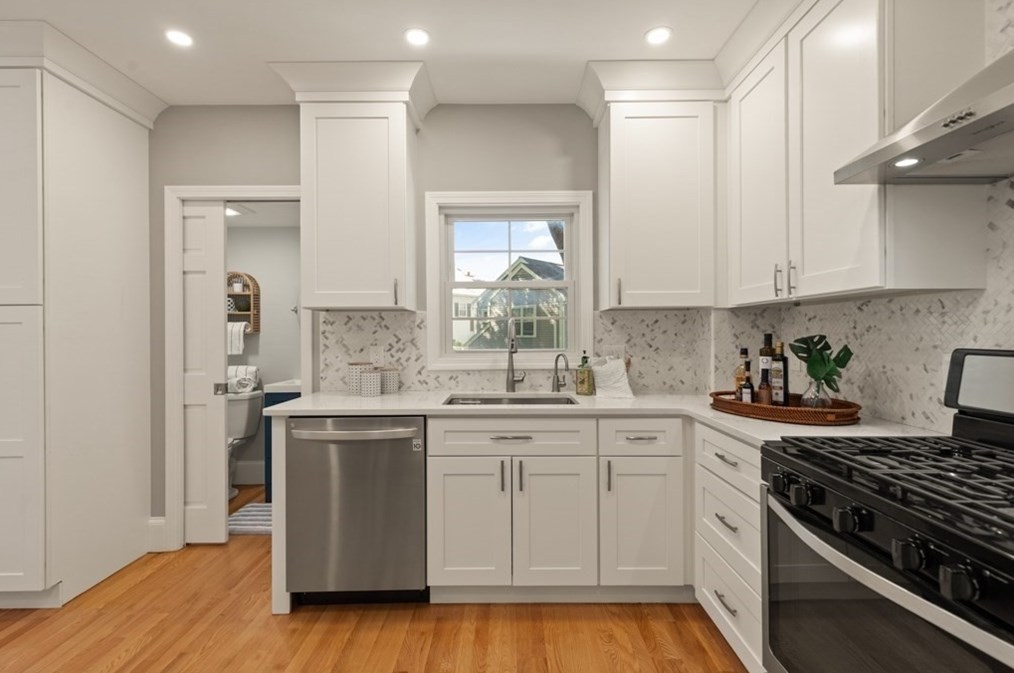 186 Lowell St, Reading MA 01867-2053 exterior