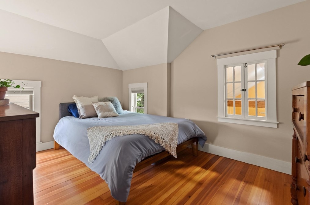 165 Burlington St, Woburn MA  01801-4030 exterior