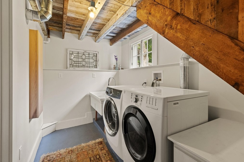 165 Burlington St, Woburn MA  01801-4030 exterior