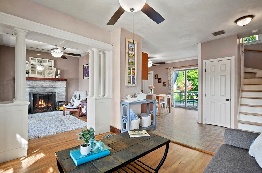 56 Mountain St, Worcester MA 01606-1402 exterior