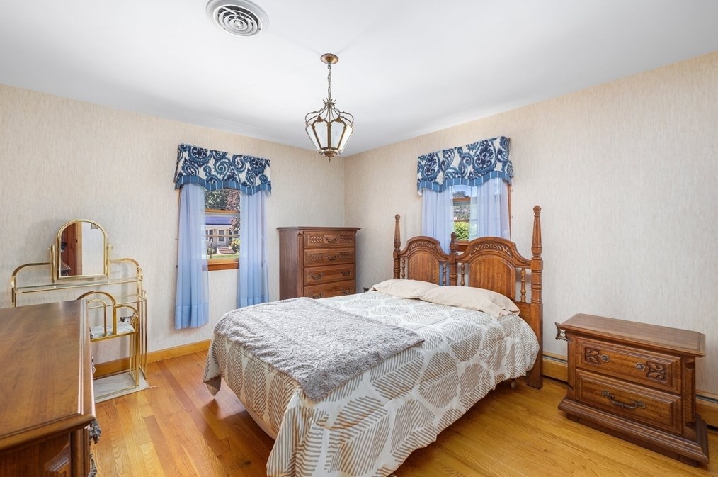 112 Jean Dr, Seekonk MA 02771-3308 exterior