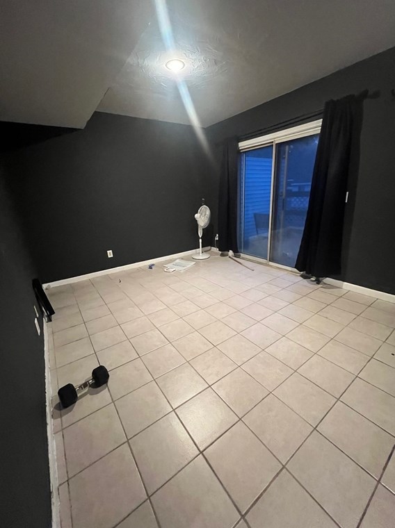 179 Tall Oaks Dr, Weymouth MA 02190-3525 exterior