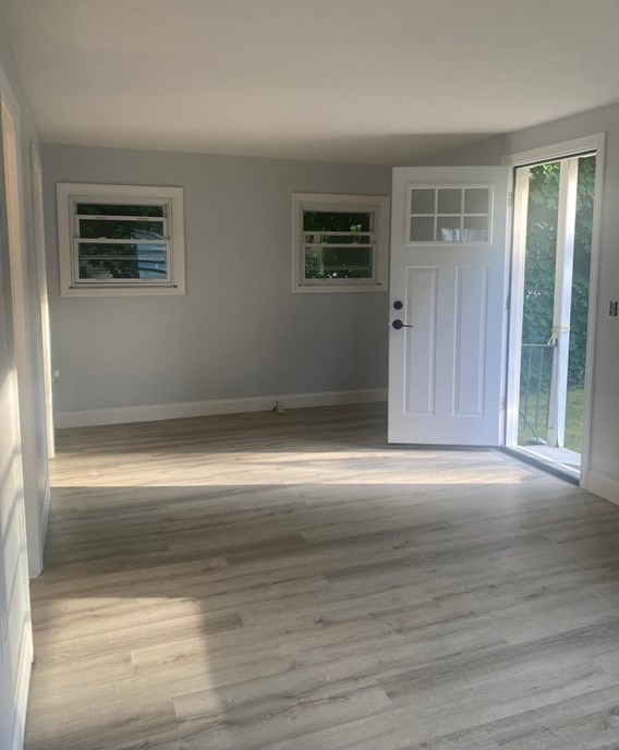 392 Pleasant St, Leominster, MA 01453