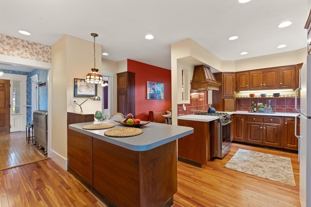 96 John St, Reading MA exterior