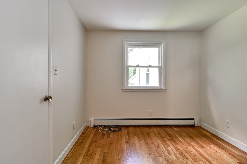 147 Adams St, Holliston MA 01746-1469 exterior