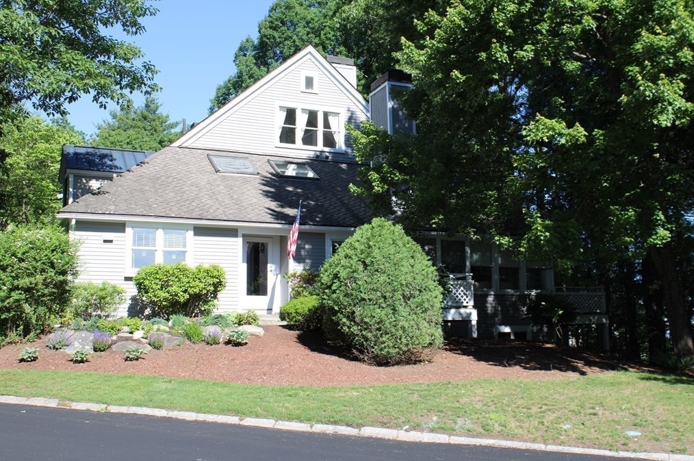 65 Cherry Hollow Rd #65, Nashua, NH 03062