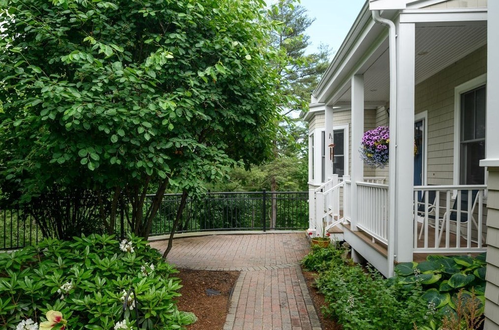 20 Moray Ln #20, Ipswich, MA 01938