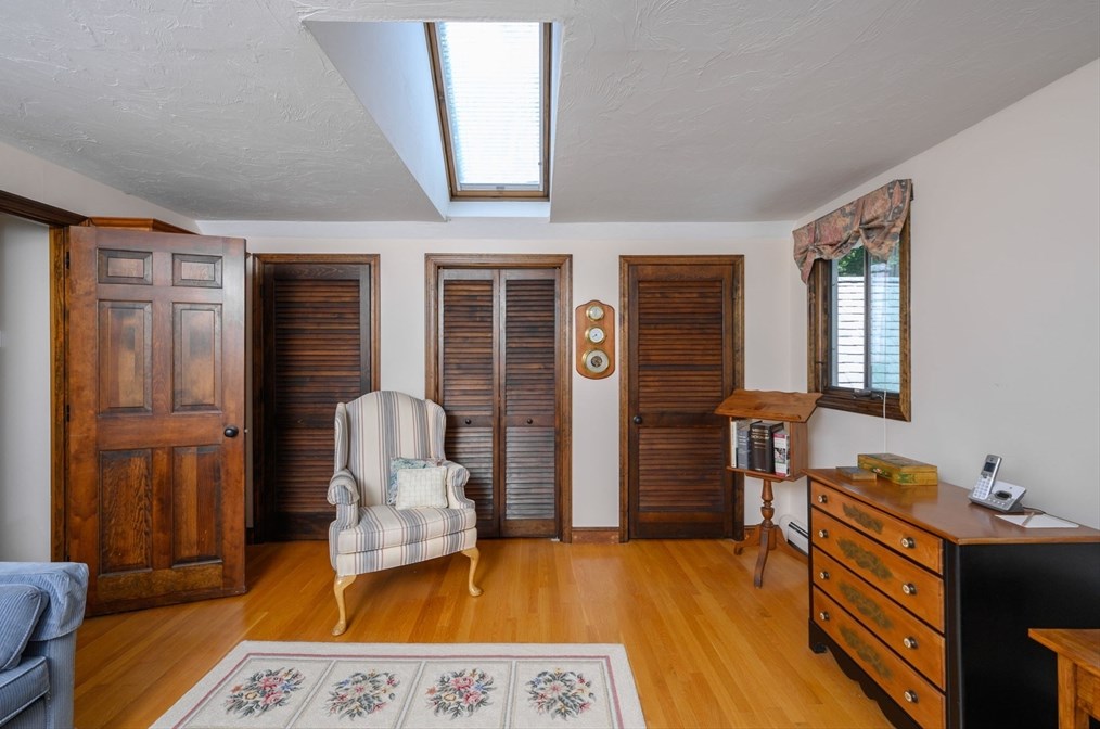 97 Damons Pt Rd, Marshfield MA 02050-6015 exterior