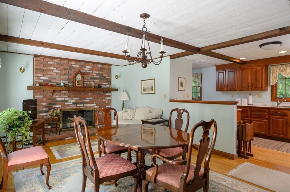 97 Damons Pt Rd, Marshfield MA 02050-6015 exterior