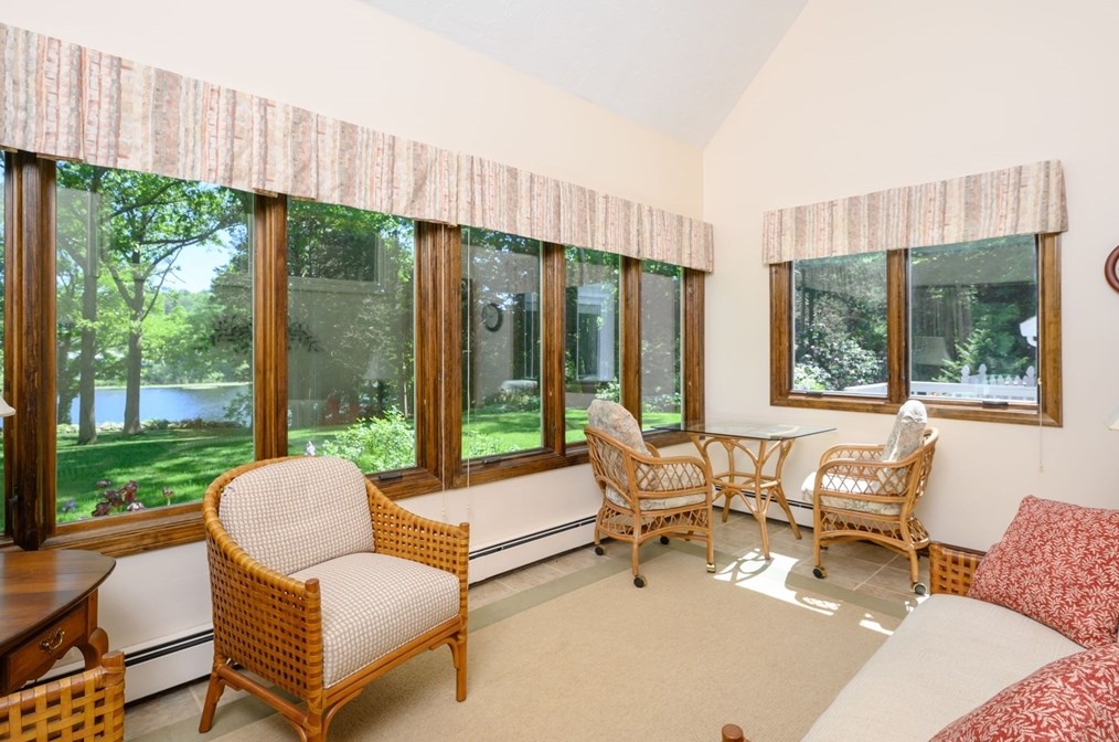 97 Damons Pt Rd, Marshfield MA 02050-6015 exterior