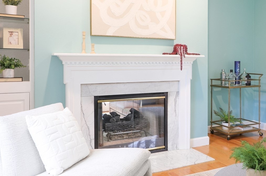 156 Worcester Ln, Waltham MA 02451-7531 exterior