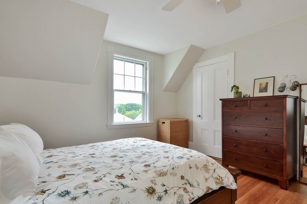 15 Woodside St, Salem MA 01970-1635 exterior