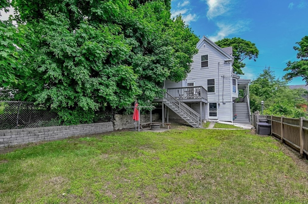 15 Woodside St, Salem MA 01970-1635 exterior