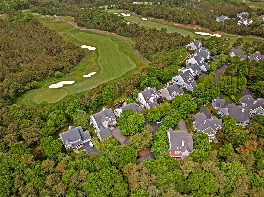 26 Brg Gate, Plymouth MA  02360-6377 exterior