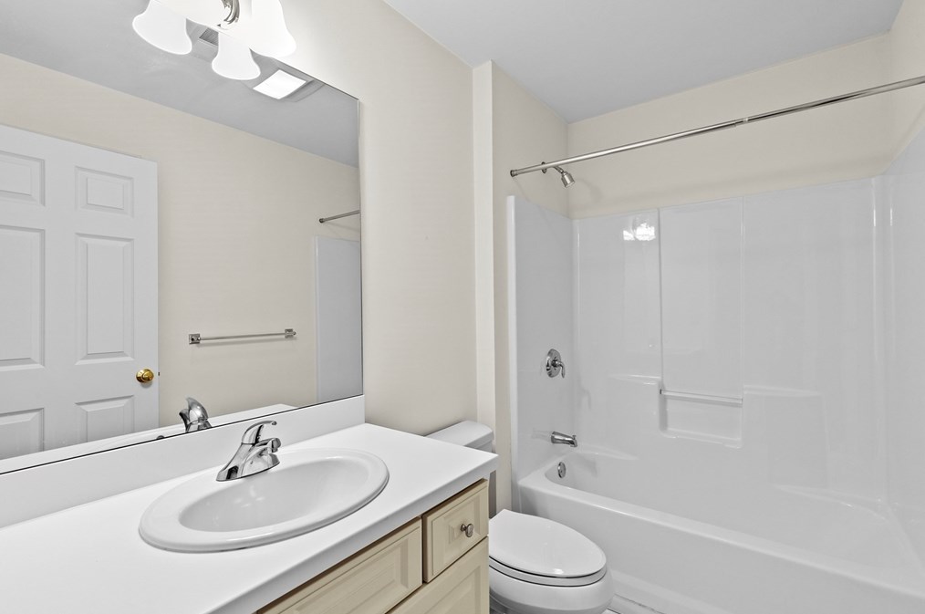 26 Brg Gate, Plymouth MA  02360-6377 exterior