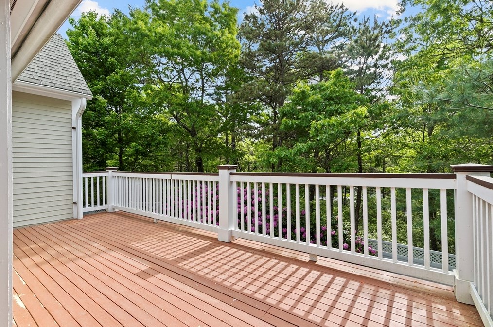 26 Brg Gate, Plymouth MA  02360-6377 exterior