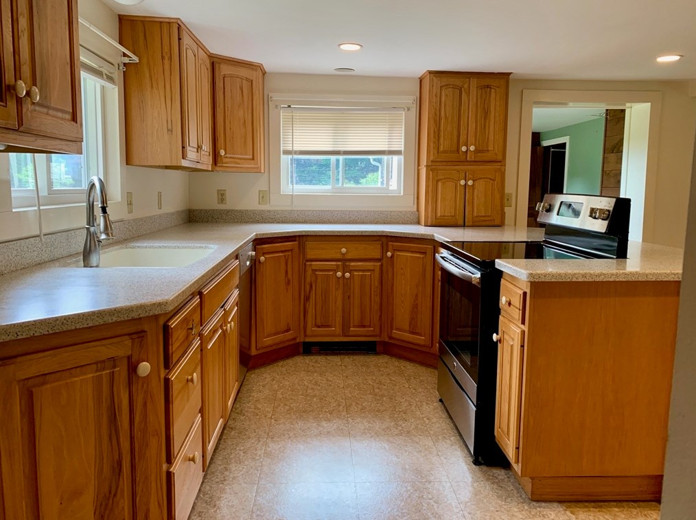 188 Warwick Rd, Gill MA 01360-9647 exterior