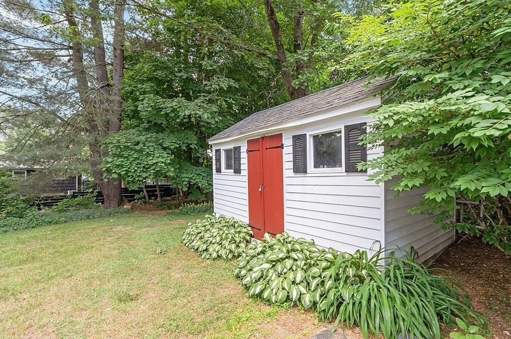 19 Boisvert Rd, Tewksbury MA 01876-3803 exterior