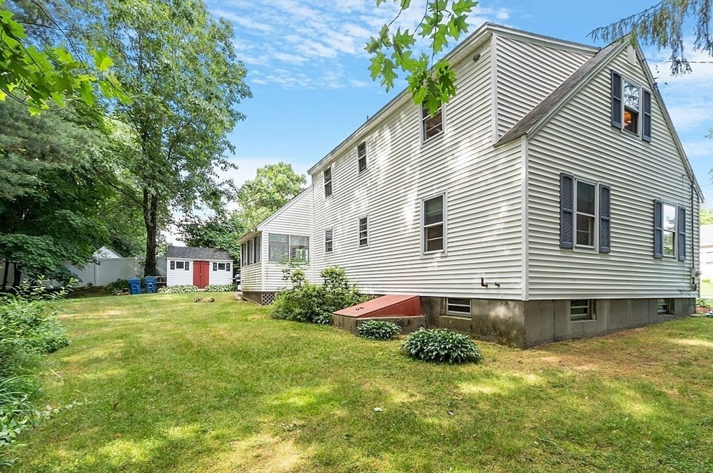 19 Boisvert Rd, Tewksbury MA 01876-3803 exterior