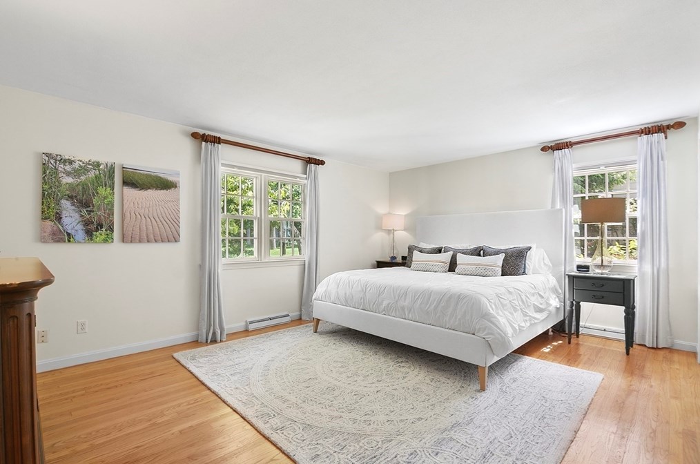 146 Silver Birch Rd, Springfield MA 01106-1735 exterior