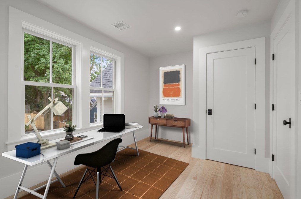 54 Davis Ave, Brookline MA 02445-7609 exterior