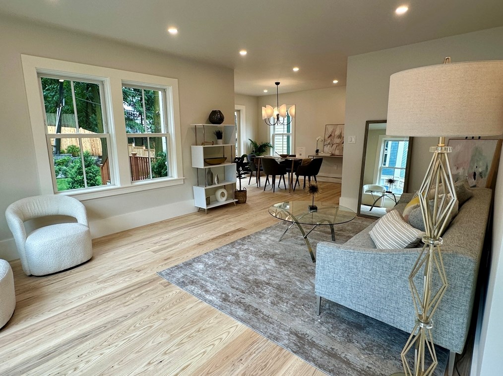 54 Davis Ave, Brookline MA  02445-7610 exterior