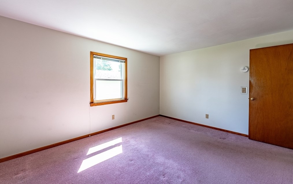 38 Calvin Cir, West Springfield MA 01089-2851 exterior