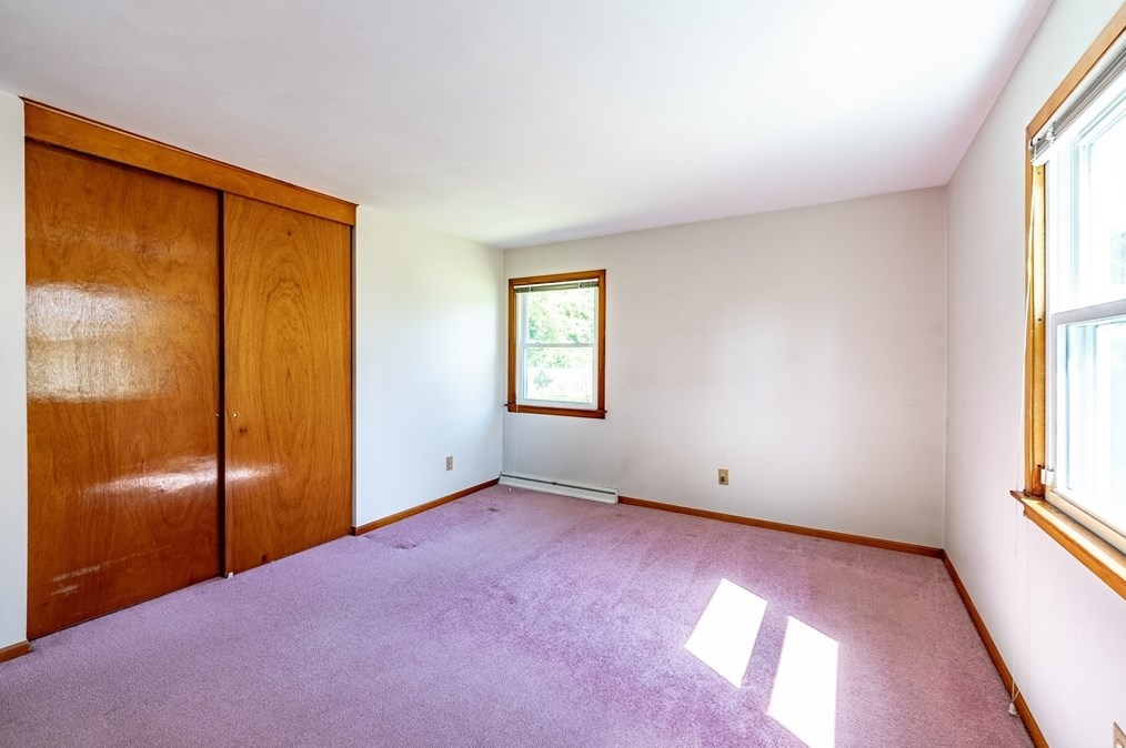 38 Calvin Cir, West Springfield MA 01089-2851 exterior